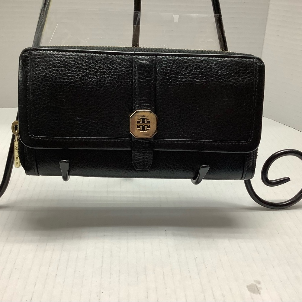 Tori Burch Vintage Black Leather Wallet FS2